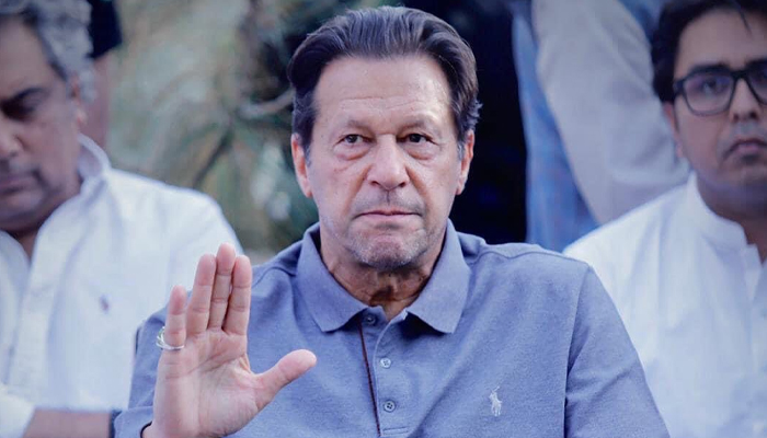 چیف الیکشن کمشنرکے استعفے کے مطالبے پرقائم ہوں،عمران خان