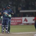پاکستان نے انگلینڈ کو دس وکٹوں سے شکست دے دی