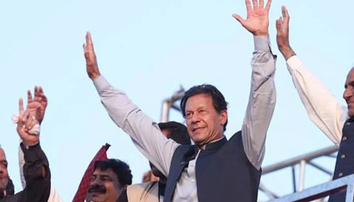 کارکن تیاری کر لیں، کسی بھی وقت کال دے سکتا ہوں، عمران خان