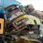 حیدرآباد، انڈس ہائی وے پر ٹریفک حادثہ، 11 افراد جاں بحق،13زخمی