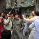 ضمنی انتخابات، مختلف شہروں میں کارکن آمنے سامنے، پولیس کے ساتھ بھی جھگڑے