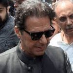 منی لانڈرنگ کیس، ایف آئی اے نے عمران خان کو پیر کو کراچی طلب کر لیا