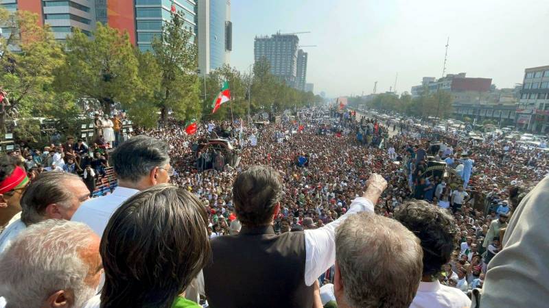 عمران خان کی قیادت میں تاریخی لانگ مارچ کا لبرٹی چوک لاہور سے آغاز