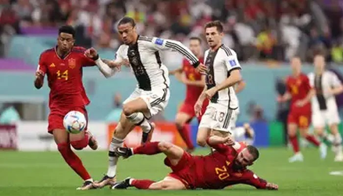 فیفا ورلڈ کپ، جرمنی ایونٹ سے باہر ہونے سے بچ گیا، اسپین کے ساتھ میچ ایک ایک گول سے برابر