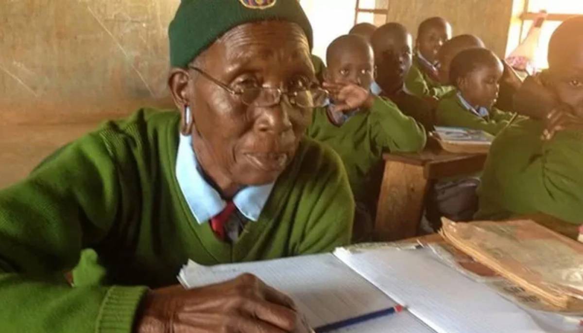 دنیا کی معمر ترین اسکول طالبہ 99 سال کی عمر میں انتقال کر گئی