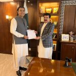 مصطفی نواز کھوکھر نے استعفیٰ چیئرمین سینیٹ کو جمع کروا دیا