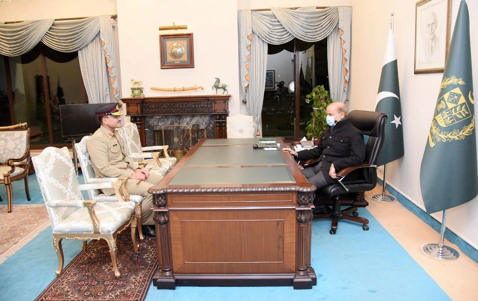 وزیر اعظم شہباز شریف سے نئے آرمی چیف جنرل عاصم منیر کی ملاقات