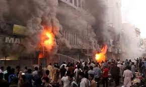 کراچی، رواں سال آتشزدگی کے واقعات میں 10 فیصد کمی