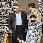 آرمی چیف کی عمرہ ادائیگی، بیت اللہ کا دروازہ کھولا گیا