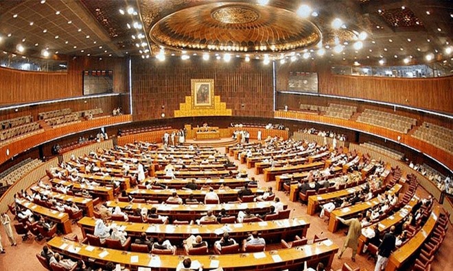 پارلیمان کے دونوں ایوانوں سے وزراء اور ارکان پارلیمنٹ کی غیرحاضری