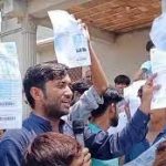 بجلی کے بلوں پر عوامی ردِ عمل، وزیراعظم نے اتوار کو ہنگامی اجلاس طلب کر لیا