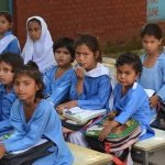 سندھ کے سرکاری اسکولوں میں پڑھنے والے طلبہ  کا مستقبل خطرے میں پڑ گیا