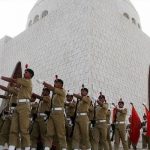 قائد اعظم محمد علی جناح کے یوم پیدائش پر مزار قائد پر گارڈز کی تبدیلی کی پروقار تقریب