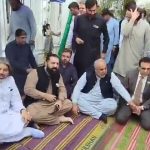 تحریک انصاف کے ارکان نے بھوک ہڑتالی کیمپ لگالیا