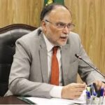 غل غپاڑہ کرنا ہے تو اسمبلیوں سے استعفے دیں ,احسن اقبال