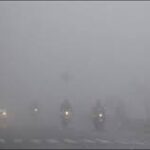 دھند کے باعث مختلف مقامات پر گاڑیاں ٹکرانے کے باعث 44 افراد زخمی ہوگئے