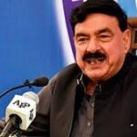 طویل عرصے بعد شیخ رشید کی عمران خان سے ملاقات