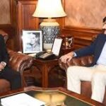 گورنر سندھ کامران ٹیسوری اور وزیراعلی سندھ سید مراد علی شاہ کے درمیان دلچسپ جملوں کا تبادلہ ہوا