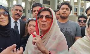 عمران خان کو بنی گالہ میں نظر بندی کی پیشکش آئی تھی اور علی امین گنڈا پور یہ پیشکش لے کر آئے تھے،علیمہ خان
