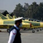 پاک فضائیہ کے جے ایف 17لڑاکا طیارے کثیر ملکی فضائی جنگی مشقوں میں شرکت کیلئے سعودی عرب پہنچ گیے