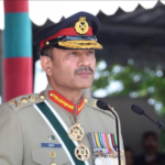 دہشت گردہتھیار ڈال دیں ورنہ ریاست سے رحم کی توقع نہ کریں، آرمی چیف