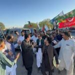 کراچی میں پی ٹی آئی کی ایمپریس مارکیٹ سے مزار قائد تک ریلی