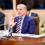 پیٹرولیم قیمتوں میں کمی کا فائدہ عوام کو منتقل نہ کرنے کا فیصلہ
