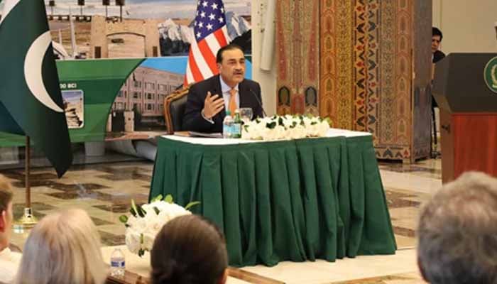 پاکستان علاقائی کشیدگی میں کمی کیلئے فعال کردار ادا کرے گا(فیلڈ مارشل عاصم منیر)
