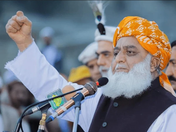 اسلام آباد میں ایک ہفتے کی کال پر قبضہ کرسکتے ہیں،مولانافضل الرحمان