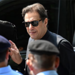 عمران خان کا گرفتاریوں کیخلاف احتجاج، کمیٹیوں سے علیحدگی ، ضمنی الیکشن کے بائیکاٹ کا فیصلہ