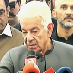 پاک-افغان مذاکرات، معاملات حل نہ ہوئے تو کھلی جنگ ہو گی، وزیر دفاع