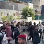 کراچی میں وکلا کا احتجاج، کارونجھر پہاڑ کے تحفظ اور بقا کا مطالبہ