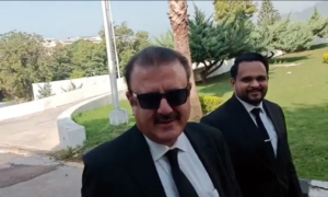 پنڈورا باکس نہ کھولیں، سب کی پگڑیاں اچھلیں گی( جسٹس طارق محمود جہانگیری)