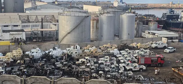 سعودی عرب کا یمنی بندرگاہ پر فضائی حملہ،متحدہ عرب امارات کا فوجی آپریشن بند،فوجی واپس بلانے کا اعلان