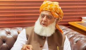 ملک میں جمہوریت نہیں، فیصلے پنڈی میں ہو رہے ہیں،فضل الرحمان