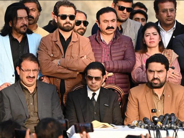 کارکنان نکل آئے تو بھاگنے نہیں دیں گے، پی ٹی آئی قیادت