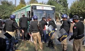 پی ٹی آئی کیخلاف سندھ حکومت کا منظم پولیس کریک ڈاؤن، 124کارکن گرفتار