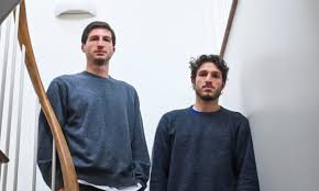 عمران خان کے بیٹوں کا والد کی صحت پر تشویش کا اظہار