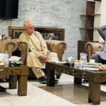 اپوزیشن اتحاد کا اجلاس، اسمبلیوں سے مستعفی ہونے کی تجویزپر غور