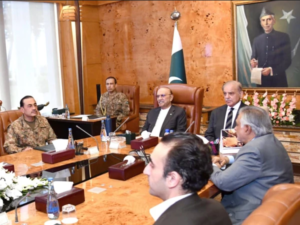 صدر مملکت کی زیر صدارت اجلاس،سول و عسکری قیادت کا معیشت، توانائی، سیکیورٹی سے متعلق مشترکہ فیصلوں پر اتفاق