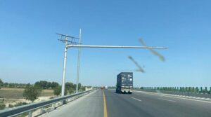 سکھر ملتان موٹر وے کے کیمرے و دیگر مہنگے آلات چوری، پولیس چوکیوں کی چھتیں غائب