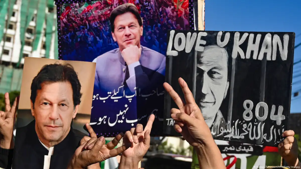 عمران خان کو قید تنہائی میں رکھنے کیخلاف پی ٹی آئی عدالت پہنچ گئی