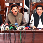 صوبائی حقوق کیلئے خیبر پختونخوا کی سیاسی قیادت متحد،وفاق کو سخت پیغام دے دیا