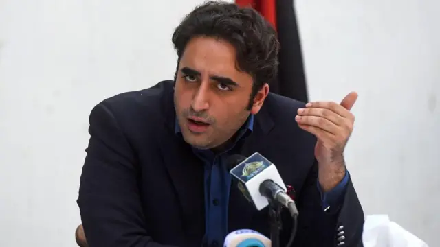 اسلام آباد سے ہر معاملہ چلانے والی جماعتوں کو مسترد کریں