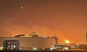 قطر کے ایل این جی پلانٹ میں دھماکا؛ 13 افراد جاں بحق، 66 زخمی؛ پاکستانی بھی شامل